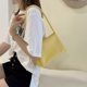 thumbnail image 5 of Bolso de mano retro para mujer, multicapa, suave, de PU, para hombro y axilas (amarillo), 5 of 6