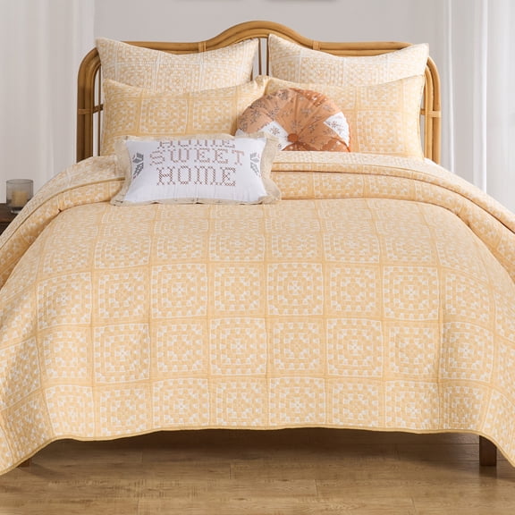 Greenland Home Fashions Granny Squares Reversible Matelassé Coverlet Set, 2-Piece Twin/XL, for Teens and Adults