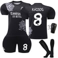 thumbnail image 1 of Maillot de Football pour Enfants Garçons Filles RONALDO 7# KROOS 8# BELLINGHAM 5# MBAPPE 10#, 1 of 2