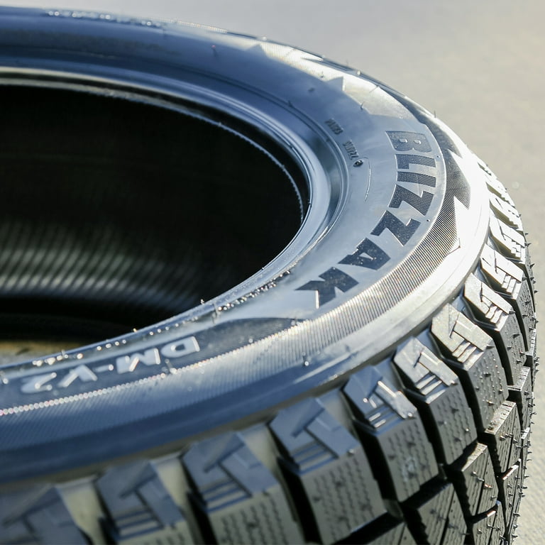 Bridgestone Blizzak DM-V2 275/45R20 110T XL (Studless) Snow