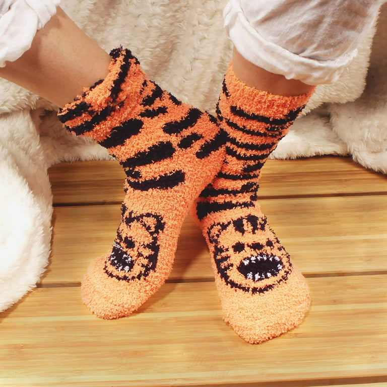Teddy Bear Socks, Warm Cute Fuzzy Non Slip Animal Socks for Women, 1 Pair,  Brown Bear, One Size : : Clothing, Shoes & Accessories
