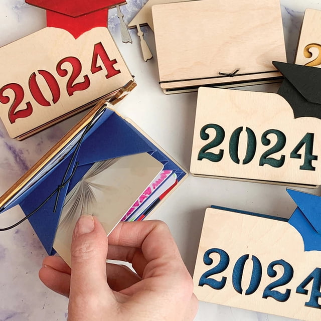 YAOMOBB College Graduation Keepsake Personalized Graduation Holder 12 Slots Wooden Card Box High School Memory Book Keepsake