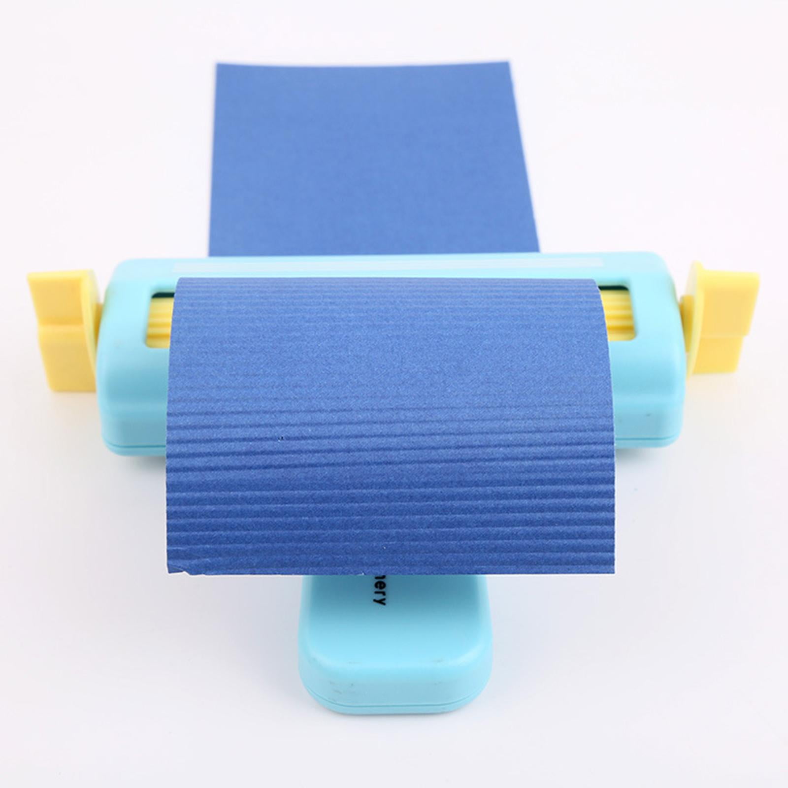 Mini Diamond Pattern Lightweight Plastic Paper Crimper for kids (6.65*5
