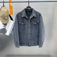thumbnail image 4 of Nuevas chaquetas vaqueras de primavera y otoño para hombre con bordado de industria pesada de diez mil agujas Chaquetas vaqueras gris oscuro, 4 of 5
