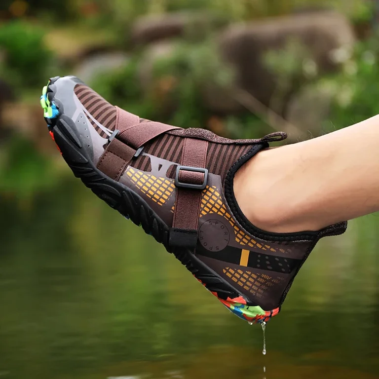 2021 Summer Aqua Shoes men Quick Dry Upstream Water Shoes breathble New Fashion Outdoor River Sea Swimming Beach Man Sneakers Walmart