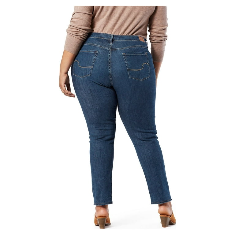 Signature by Levi Strauss & Co. Women's Plus Size Mid Rise Modern Straight  Jeans 