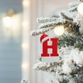 thumbnail image 4 of Adorno Colgante de Gorro Navideño con 26 Letras En Inglés | Decoración Personalizada de Pvc con Iniciales En Rojo y Blanco | Adorno para Árbol de Navidad | Decoración Festiva para El Hogar, La Oficin, 4 of 4