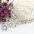 thumbnail image 4 of Juego de aretes y collar con forma de lágrima en forma de V de cristal austriaco, tono plateado transparente JFHHH pequeña, 4 of 5