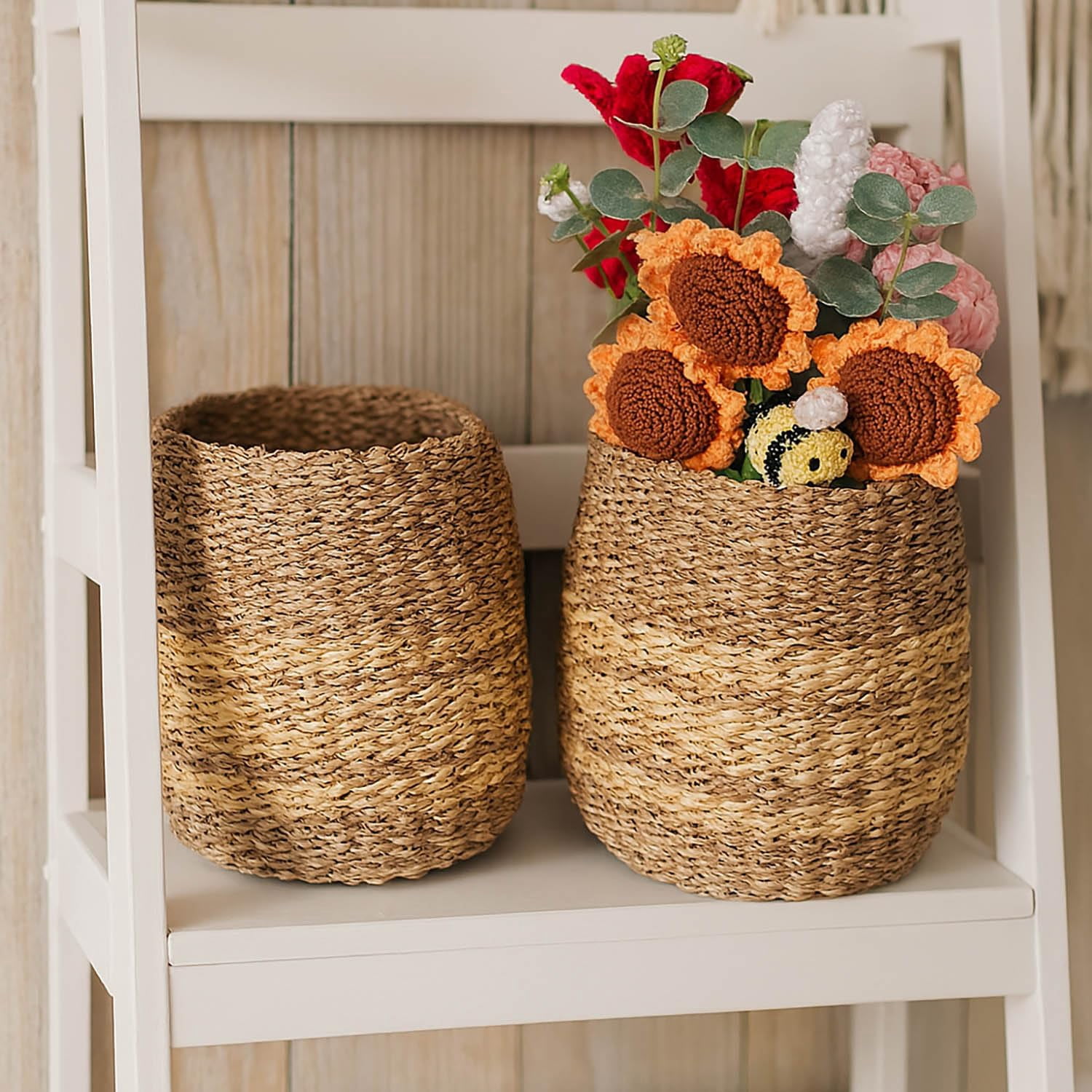 Laquedecraft Handwoven Natural Storage Seagrass Basket Basket for Bathroom, Bedroom, Office, Under Desk Use