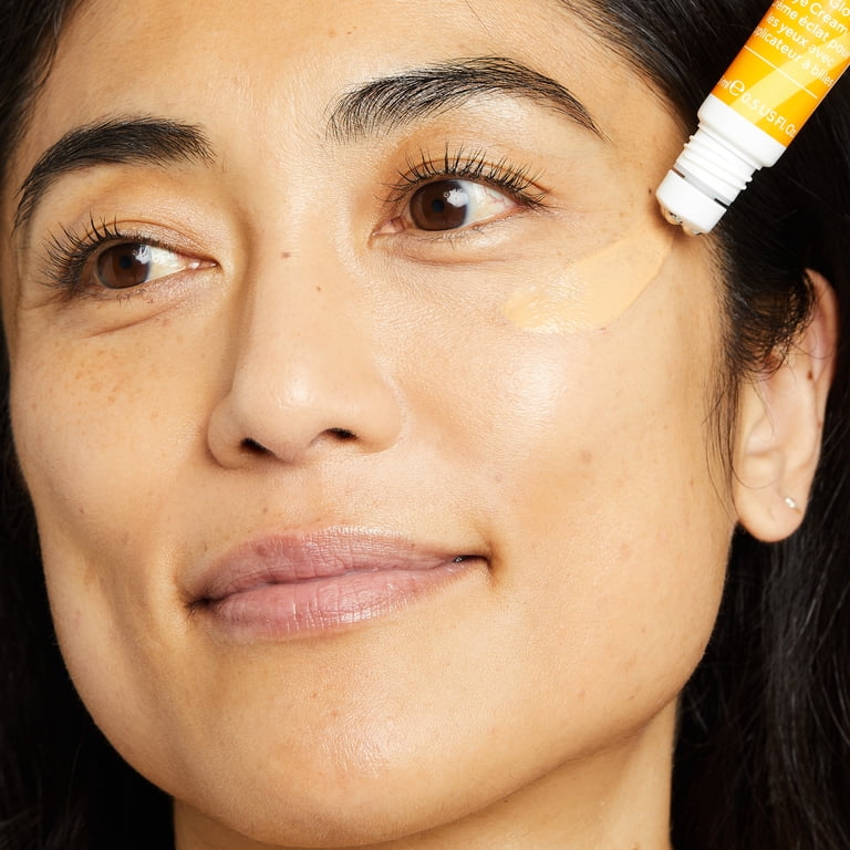 No7 Radiance+ Bright Eye Roll-On Eye Cream photo 6