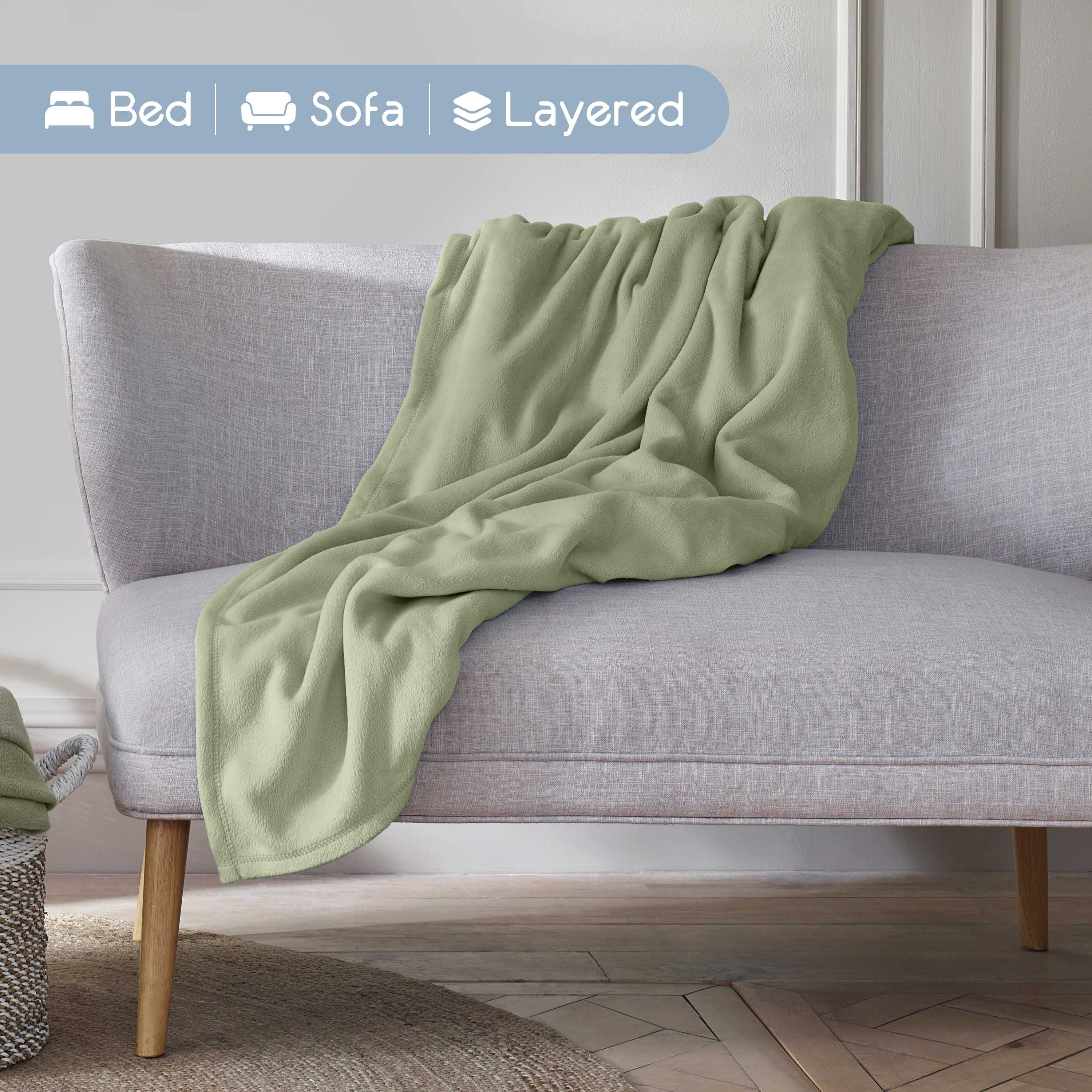 Soft All-Season Microfleece Bed Blanket – Lightweight Cozy Throw – King Size – Green
