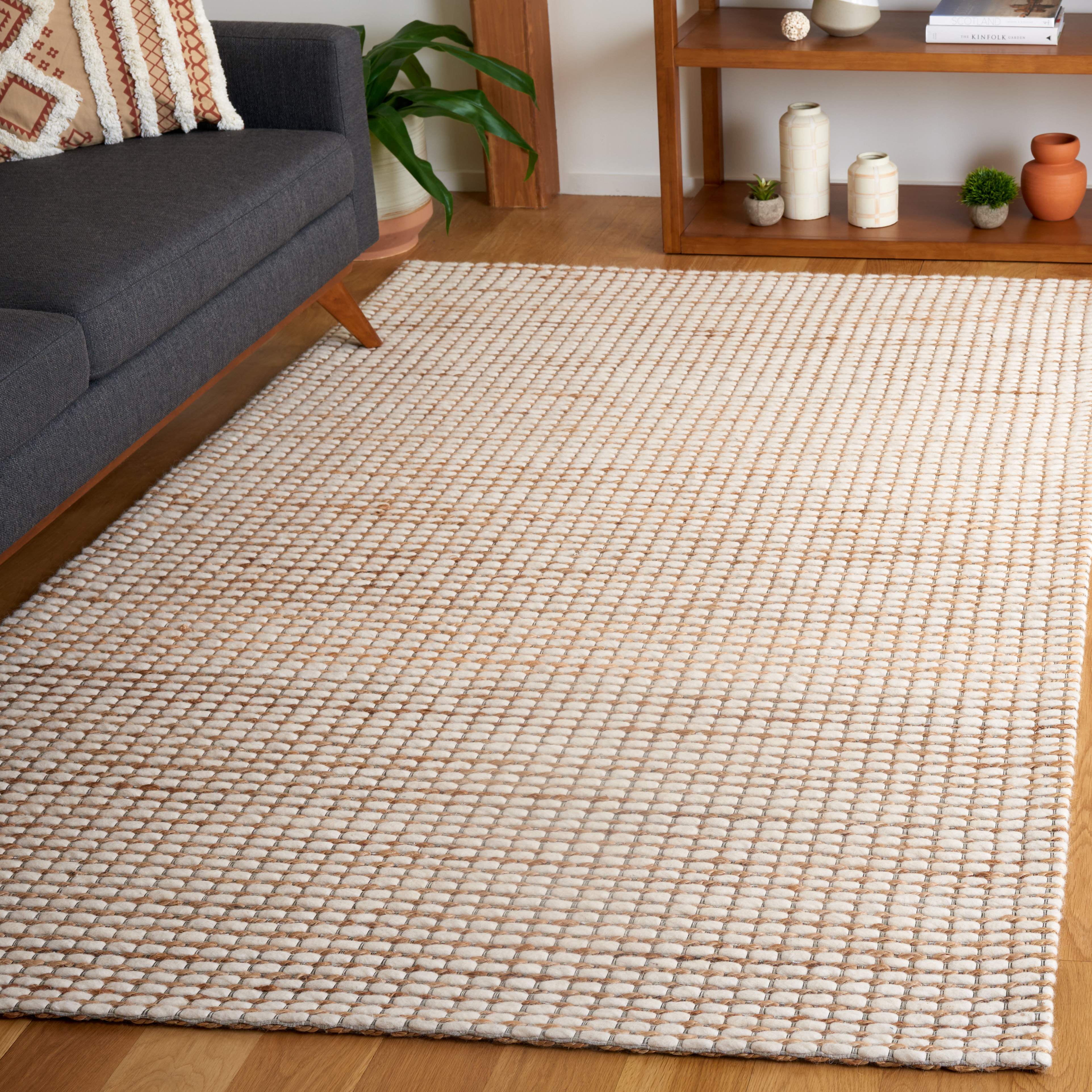 SAFAVIEH Marbella Logan Geometric Area Rug, Brown/Natural, 4' x 6'