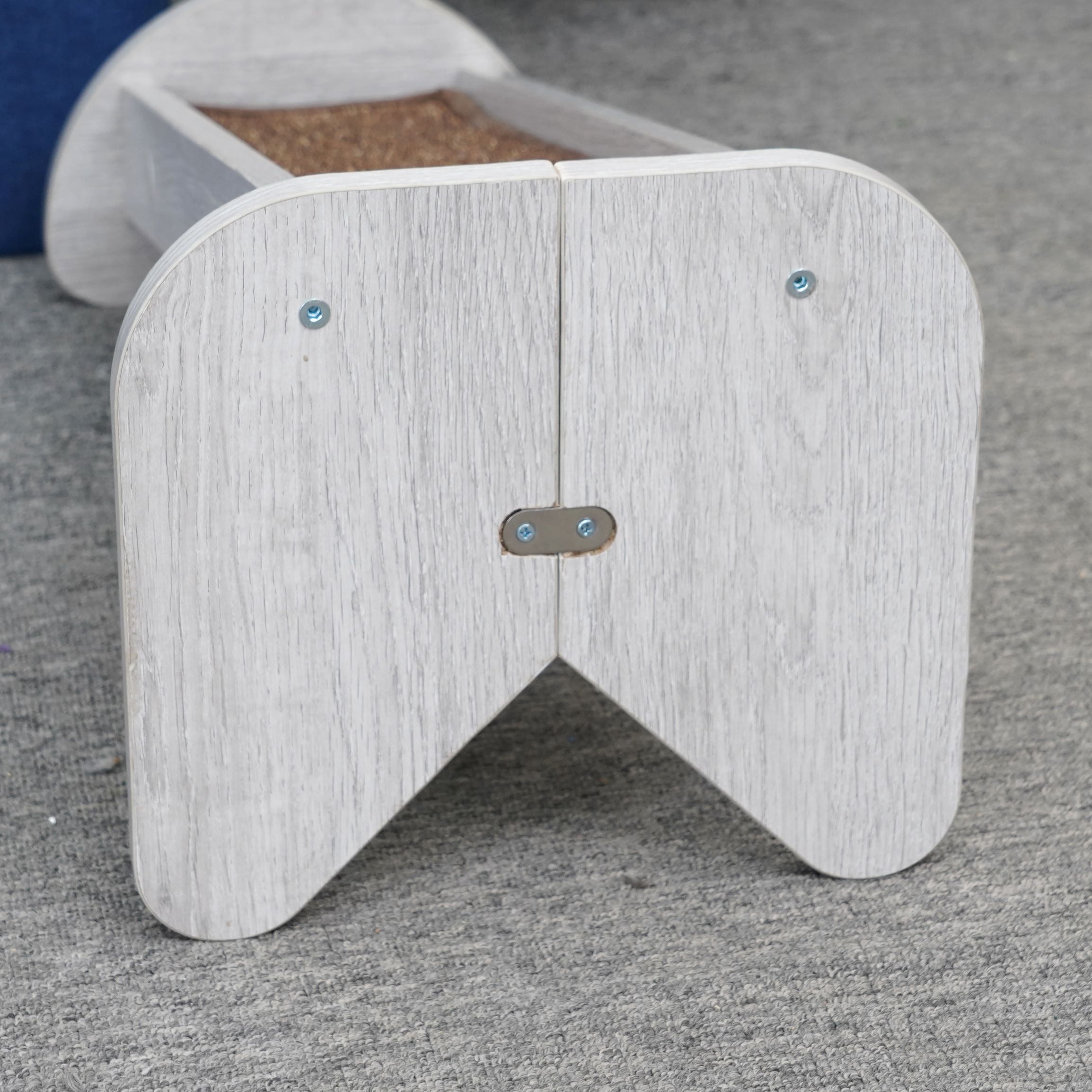 Petpals 22.5" *2 Pieces Furniture Protector Cat Scratching Post Made of Laminated Wood Board