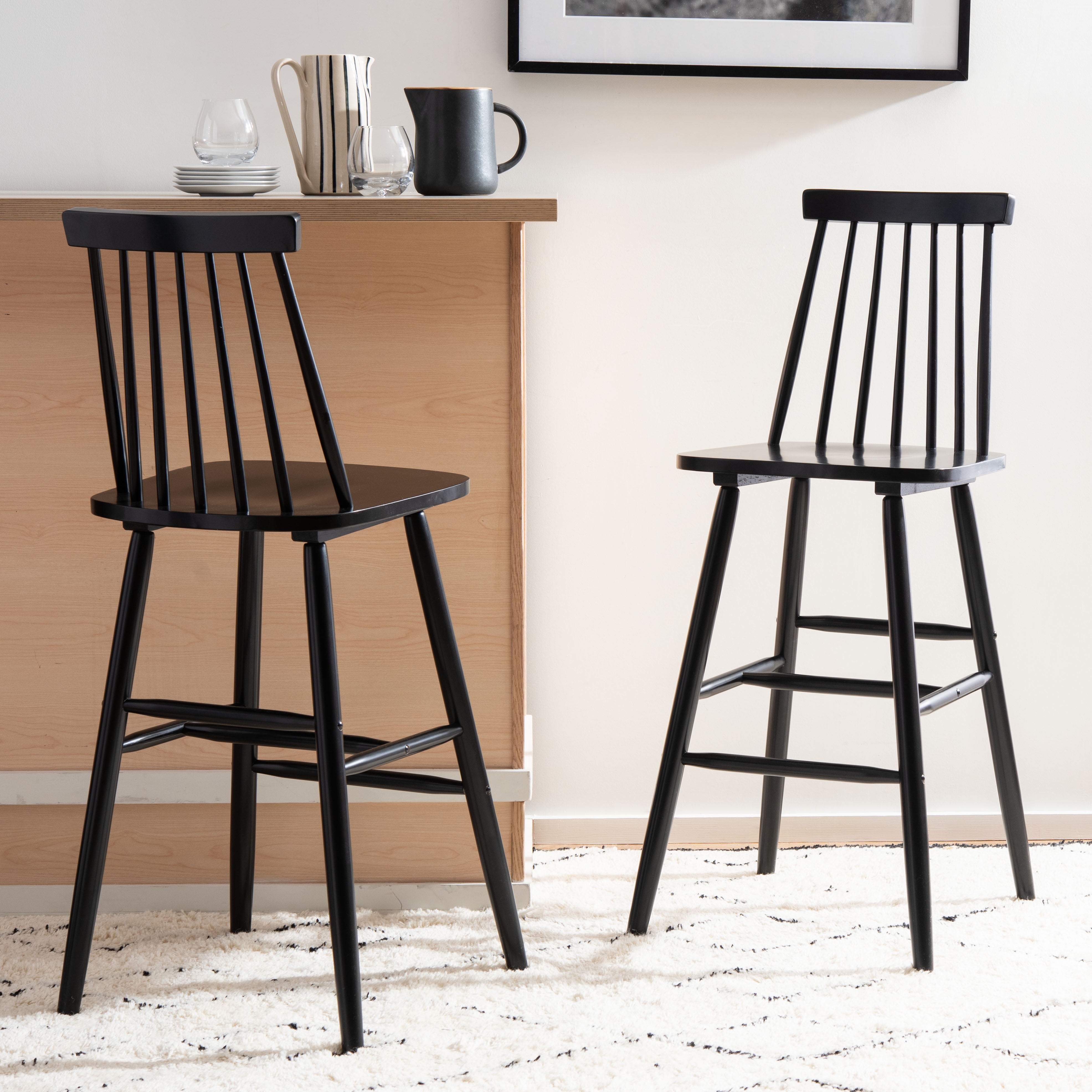 SAFAVIEH Beaufort Solid Spindle Back Bar Stool with Footrest, Black