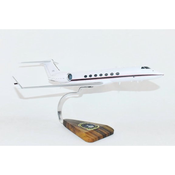 VR-1 Starlifters C-37 Model, Gulfstream, 18", Mahogany Scale Model