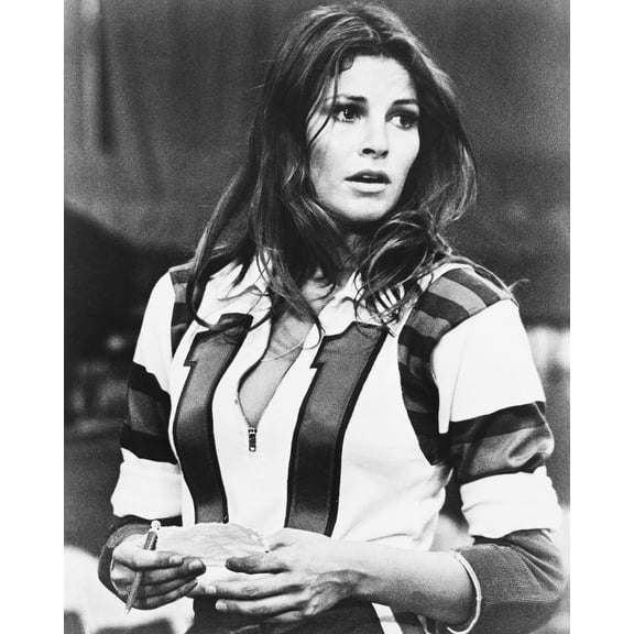 Raquel Welch Busty Kansas City Bomber 24X36 Poster