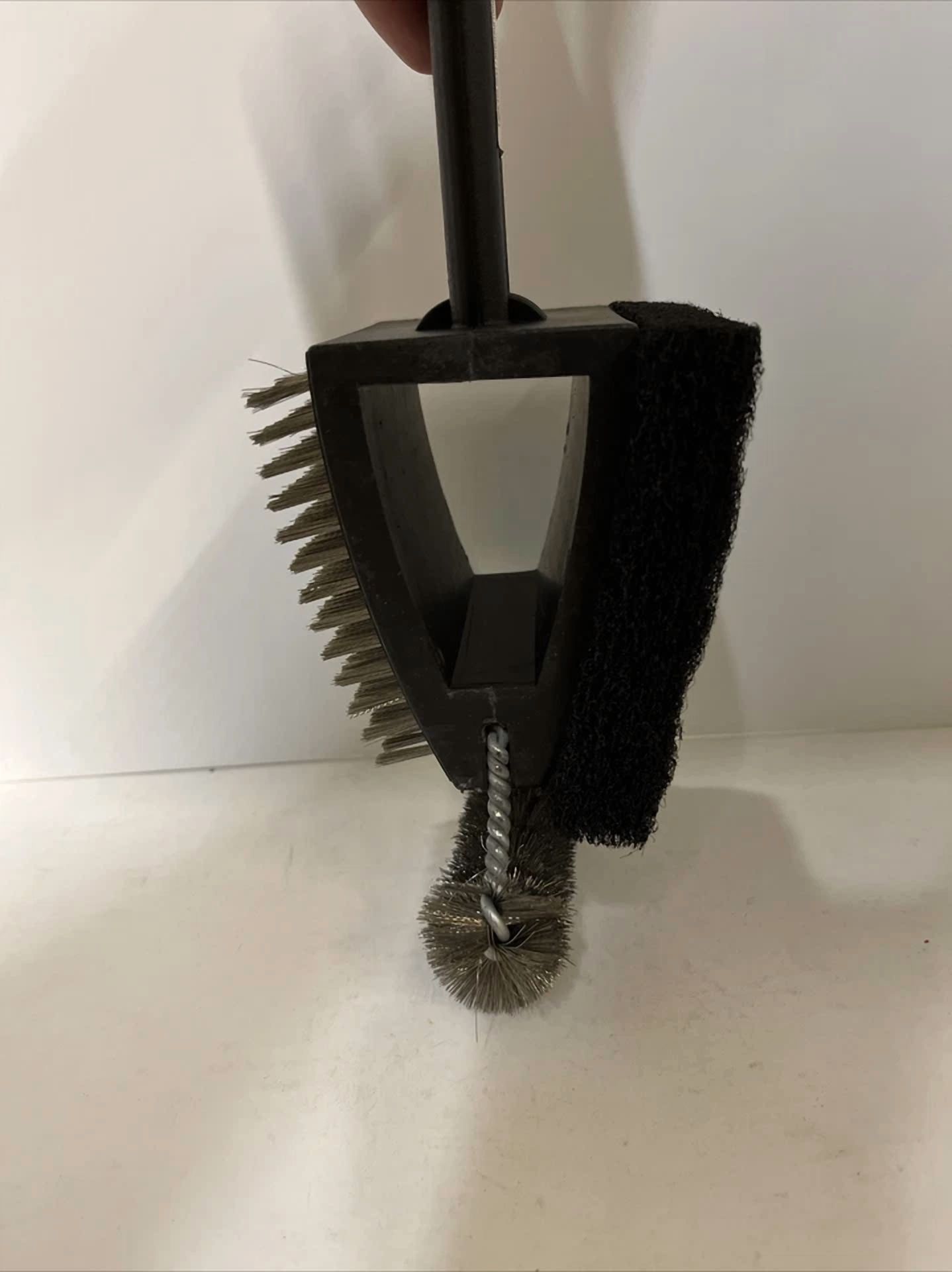 CIRCLE- Mr Bar-B-Q Oversized Triple Action Bbq Grill Brush #507325
