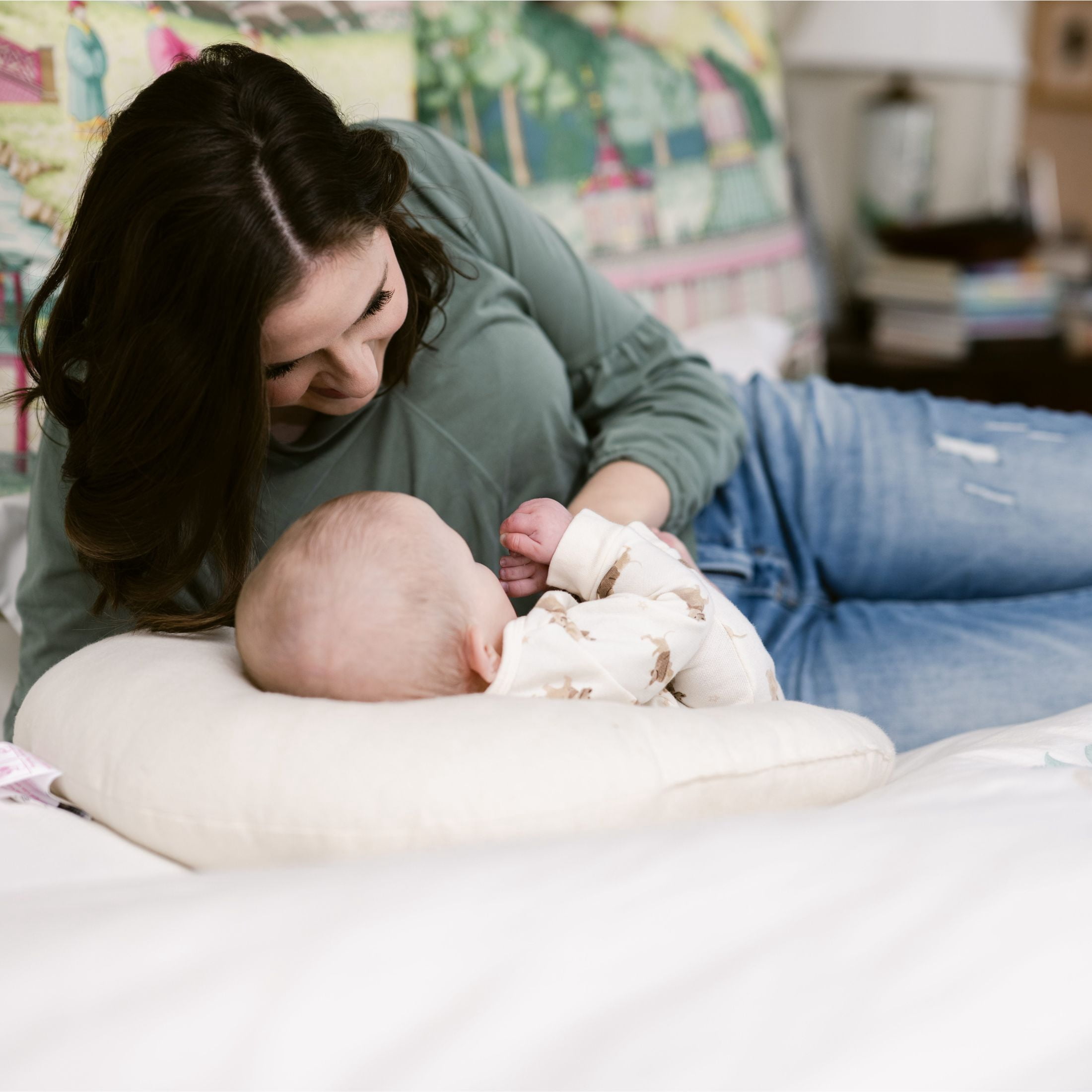 NuAngel Trintiy II Nursing Pillow Natural