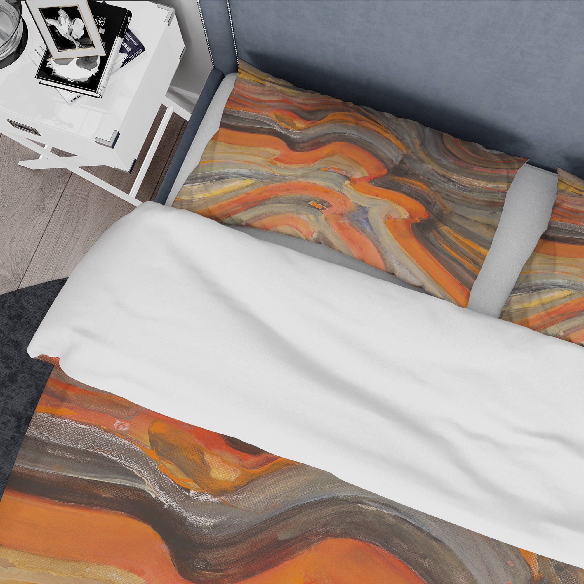 Designart 'Abstract Gilded Orange Waves' Geometric Duvet Cover Set
