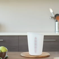 Qaailabf 500ml High Temperature Resistant Baking Measuring Cup with Clear Visible Scale in ML and OZ, Heat-Safe Flexible Material, Easy Clean Kitchen Tool for Accurate Cooking Measurements