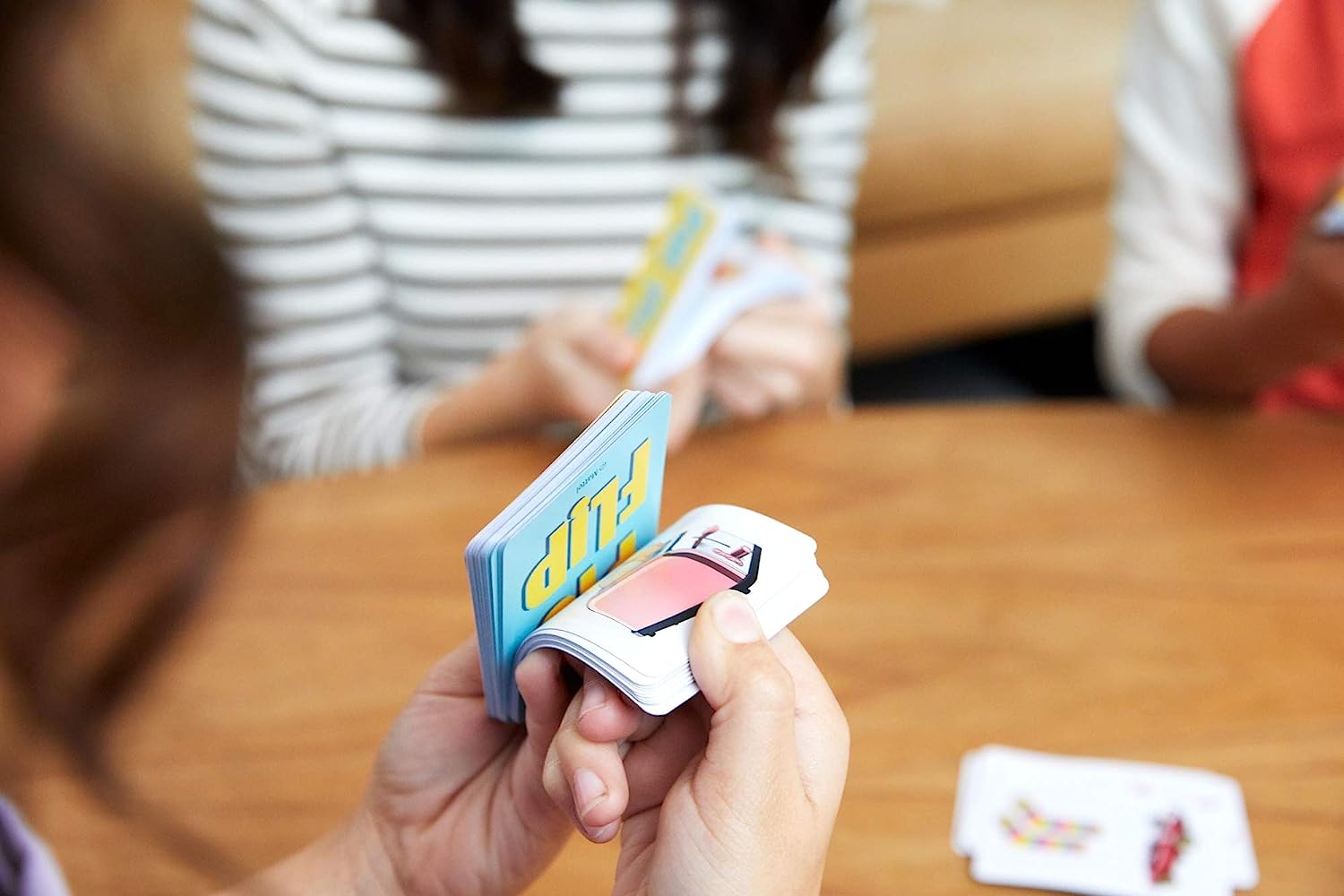 PIC FLIP Kartenspiel – 110 Karten, Schnelles Match-Spiel Für Kinder Ab 7 Jahren – In Dekorativer Dose