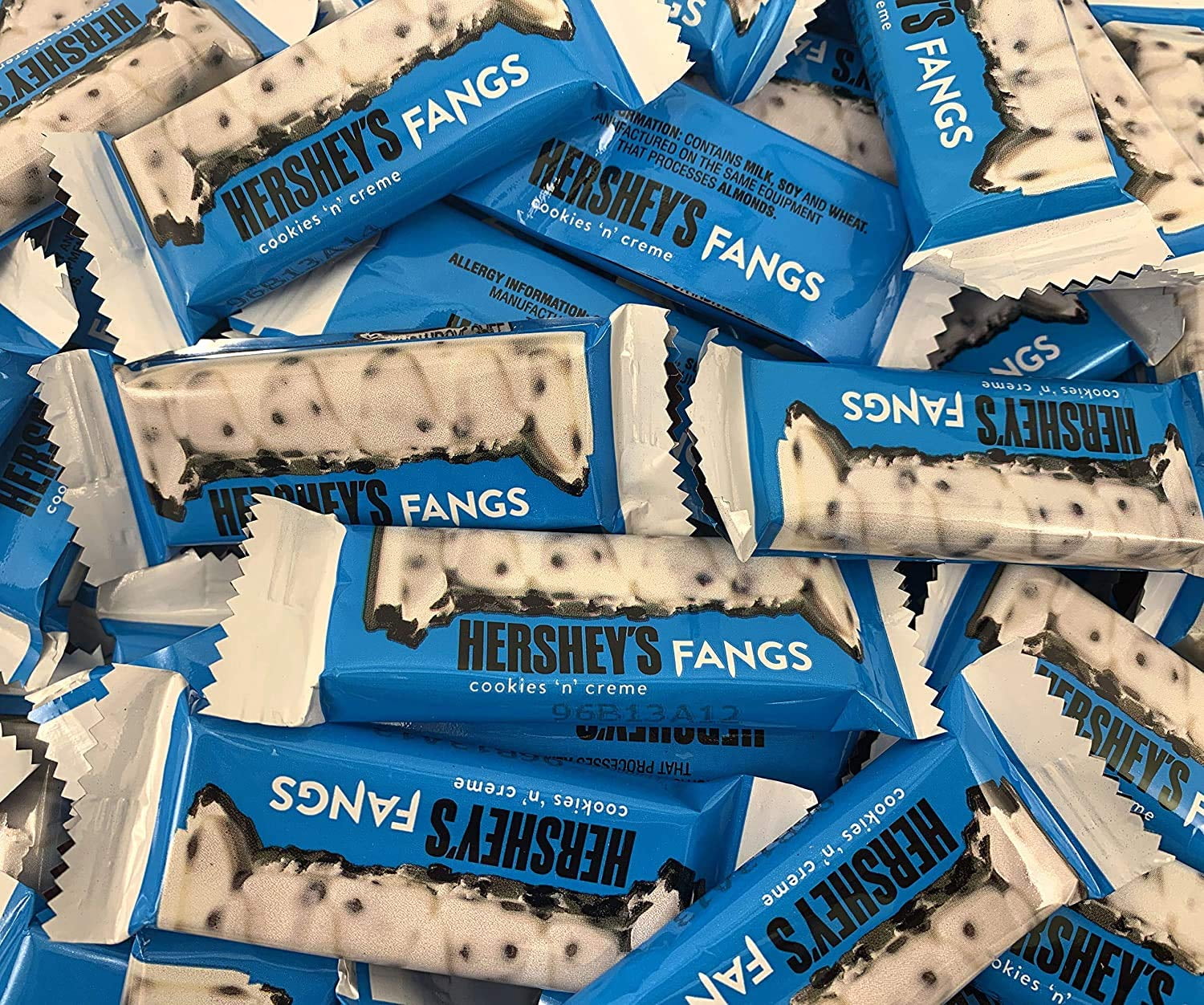 Hershey's Halloween Cookies 'n Creme Fangs Snack Size Candy Bar, Bulk