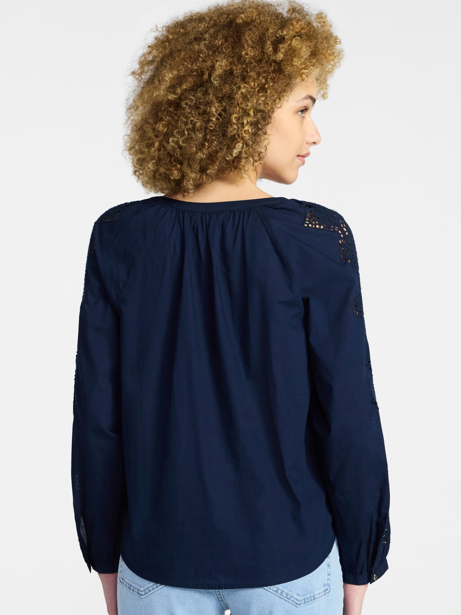 Time and Tru Women's Eyelet Blouse with Long Sleeves, Sizes XS-XXXL