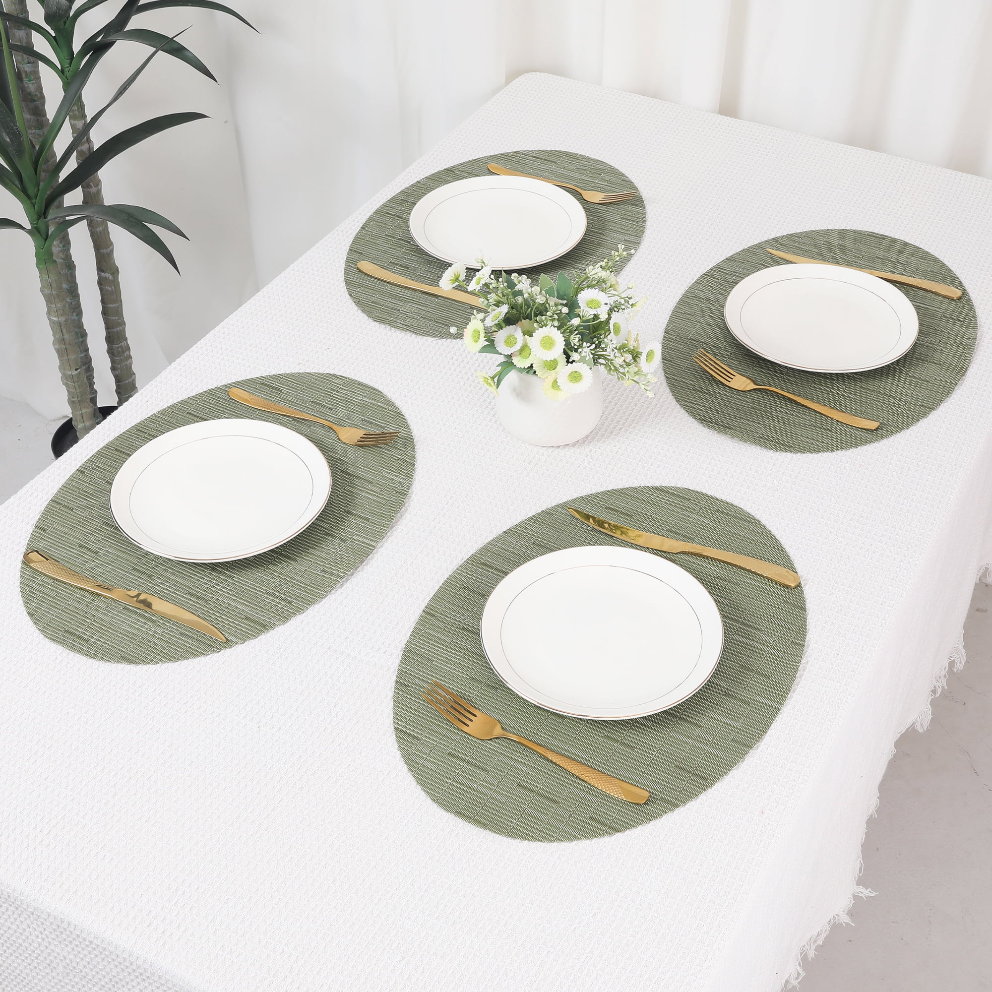 REGALWOVEN Placemats Set of 6 Oval Placemats for Kitchen Dining Table Decor Table Placemats Wipeable Table Mat Green 18*12.5Inch