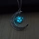 thumbnail image 4 of Collar con colgante de corazón de amor y Luna serie luminosa brillar Electrónica, 4 of 5
