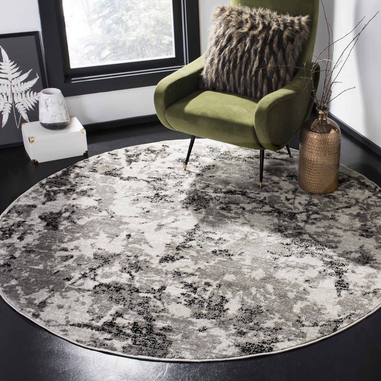 SAFAVIEH Skyler Joisse Distressed Area Rug, Grey/Ivory, 8' x 8' Round