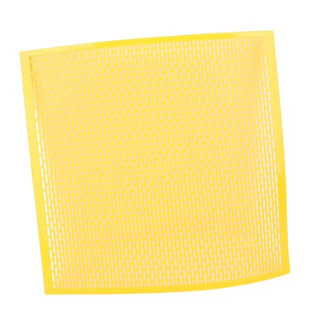12PCS Beekeeping Plastic Excluder, Enduring Beehive Separator Board for Beekeepers, Made of Premium Plastic, Ensuring Bee Safety and Hive Management with Round Edges, 18.11x18.11in