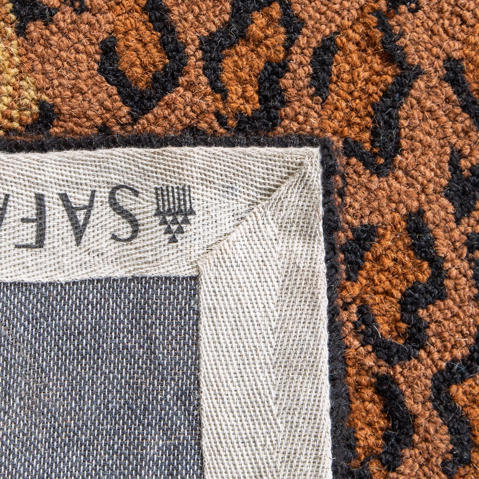Safavieh Chelsea Doriane Bordered Wool Area Rug, Black/Brown, 7' x 7' Square