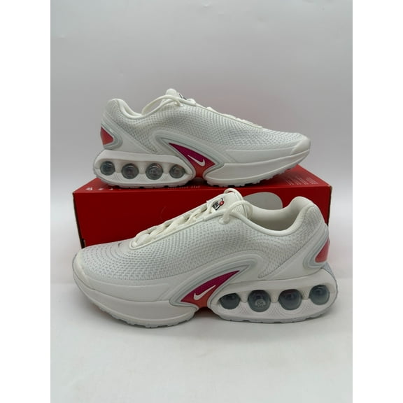 Nike Air Max DN Women's size 11.5 Men's size 10 Sail White Gym Shoes FJ3145 103