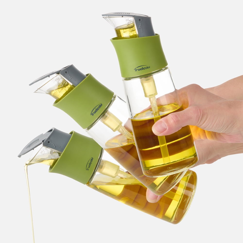 Trudeau Press & Measure Oil Bottle, Press & measure oil bottle