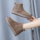 thumbnail image 3 of Botas de nieve para mujer, gruesas, de terciopelo, de talla grande, de invierno, a la moda, cálidas, con pedales, botas cortas, zapatos de algodón para mujer, 3 of 6