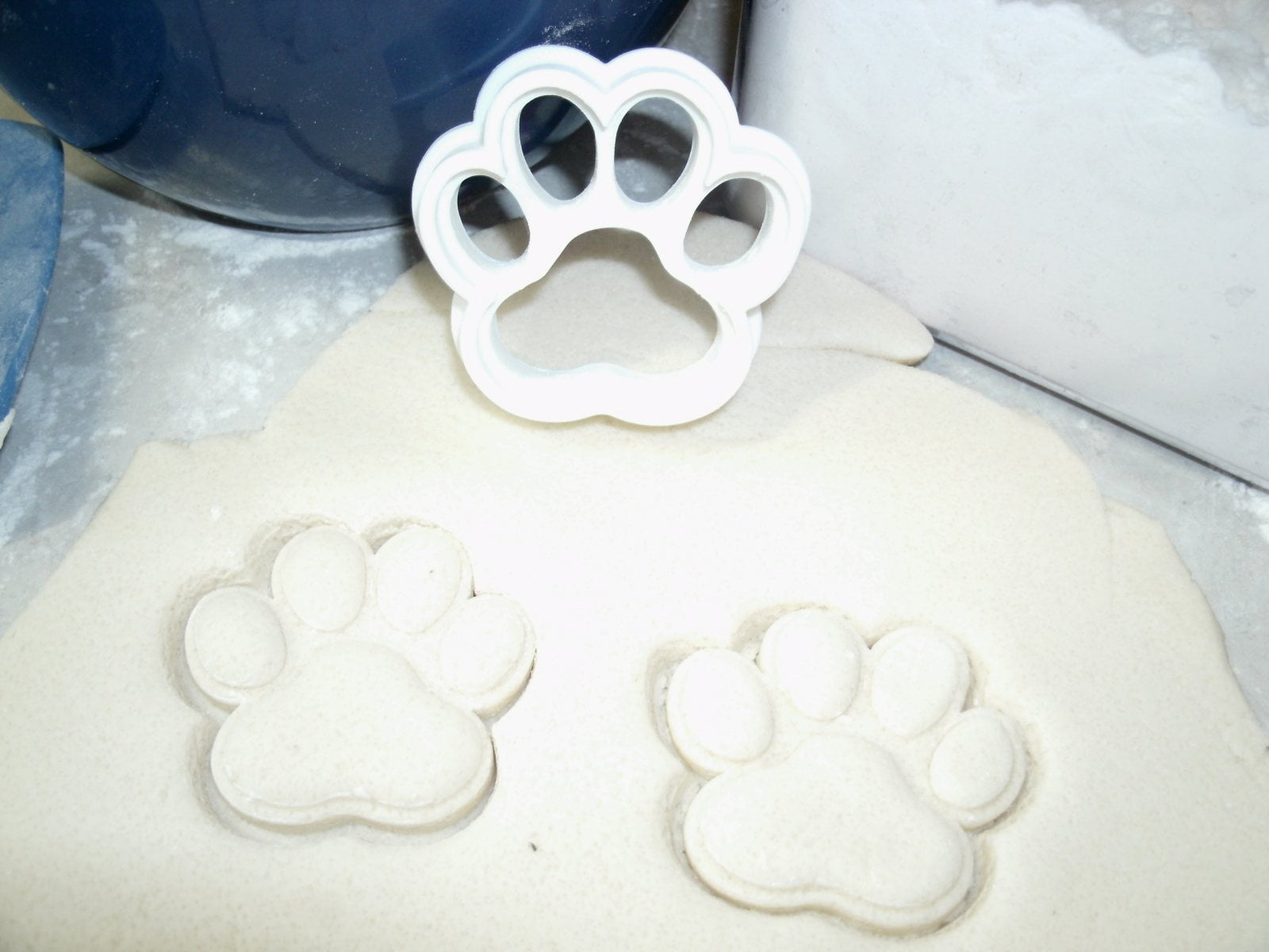 Paw Print Dog Cat Special Occasion Cookie Cutter Baking Tool Made in USA PR744