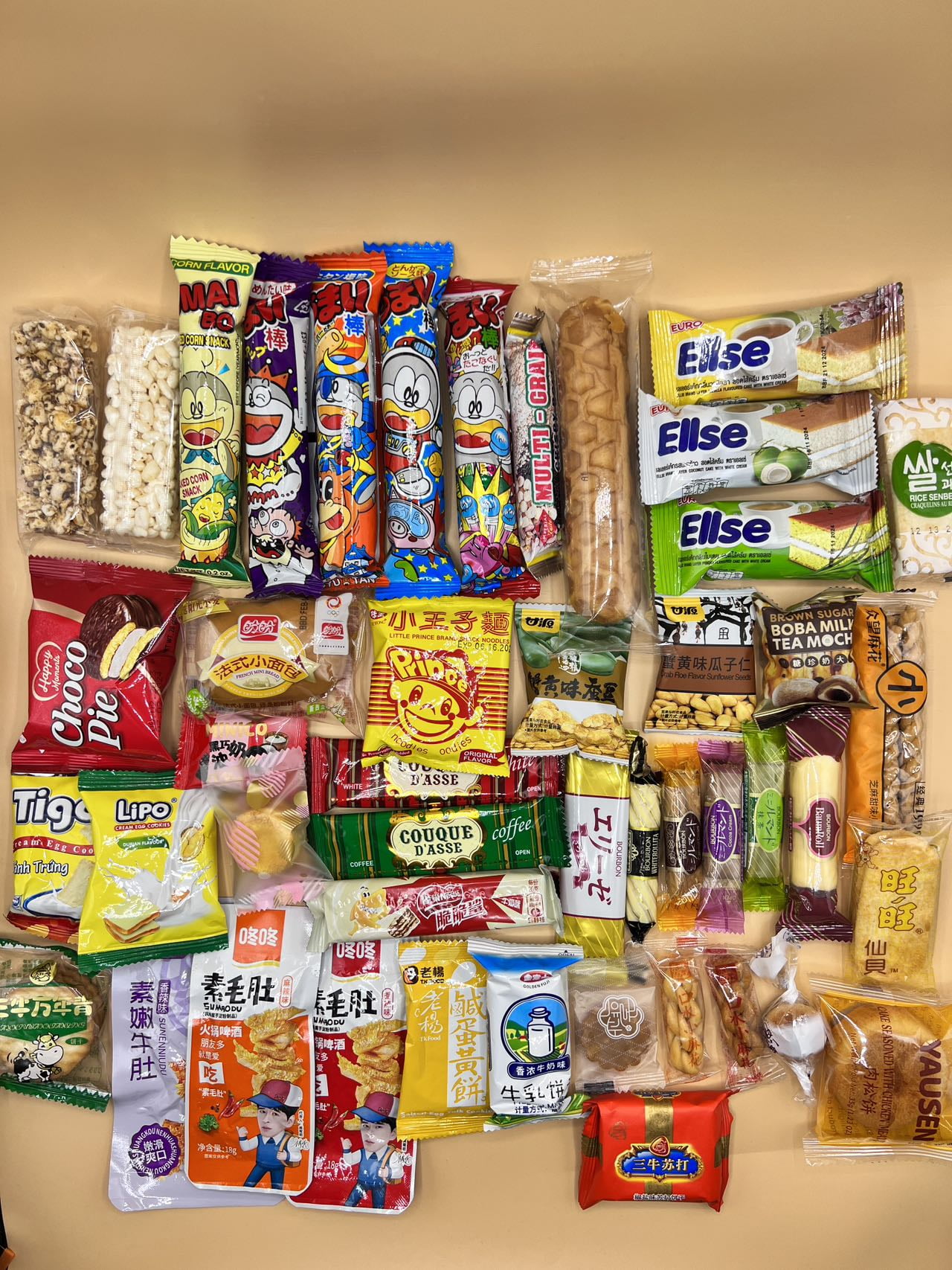 2 Full Size +140 Pieces Snack Box Asian Japanese Chinese Korean Variety Snack Fun Box