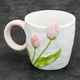 thumbnail image 2 of Taza de café con flores 3D de 15,2 onzas, taza de cerámica de tulipán, lindas tazas hechas a mano, sorpresa de cumpleaños de Navidad para amigos, familiares o amantes de las flores, 2 of 4