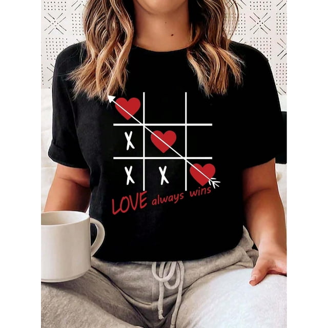 T-Shirt Rétro Imprimé Léopard pour Femmes - Col Rond Décontracté, Manches Courtes, Polyester, Lavable en Machine, Noir avec Détail Lèvres Roses, Chemise Imprimé Léopard