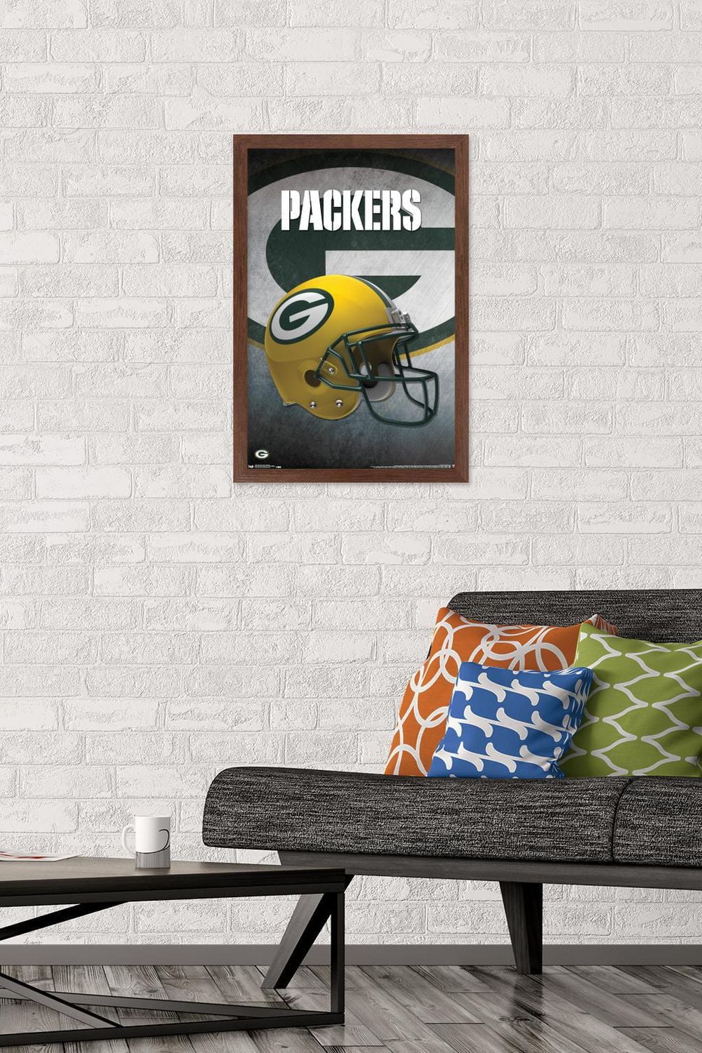 NFL Green Bay Packers - Helmet 16 Wall Poster, 22.375" x 34" Framed