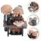 thumbnail image 3 of EeaseMX 1 figura de resina de pareja de ancianos enamorados, adorno de resina para aniversario de pareja de ancianos., 3 of 7