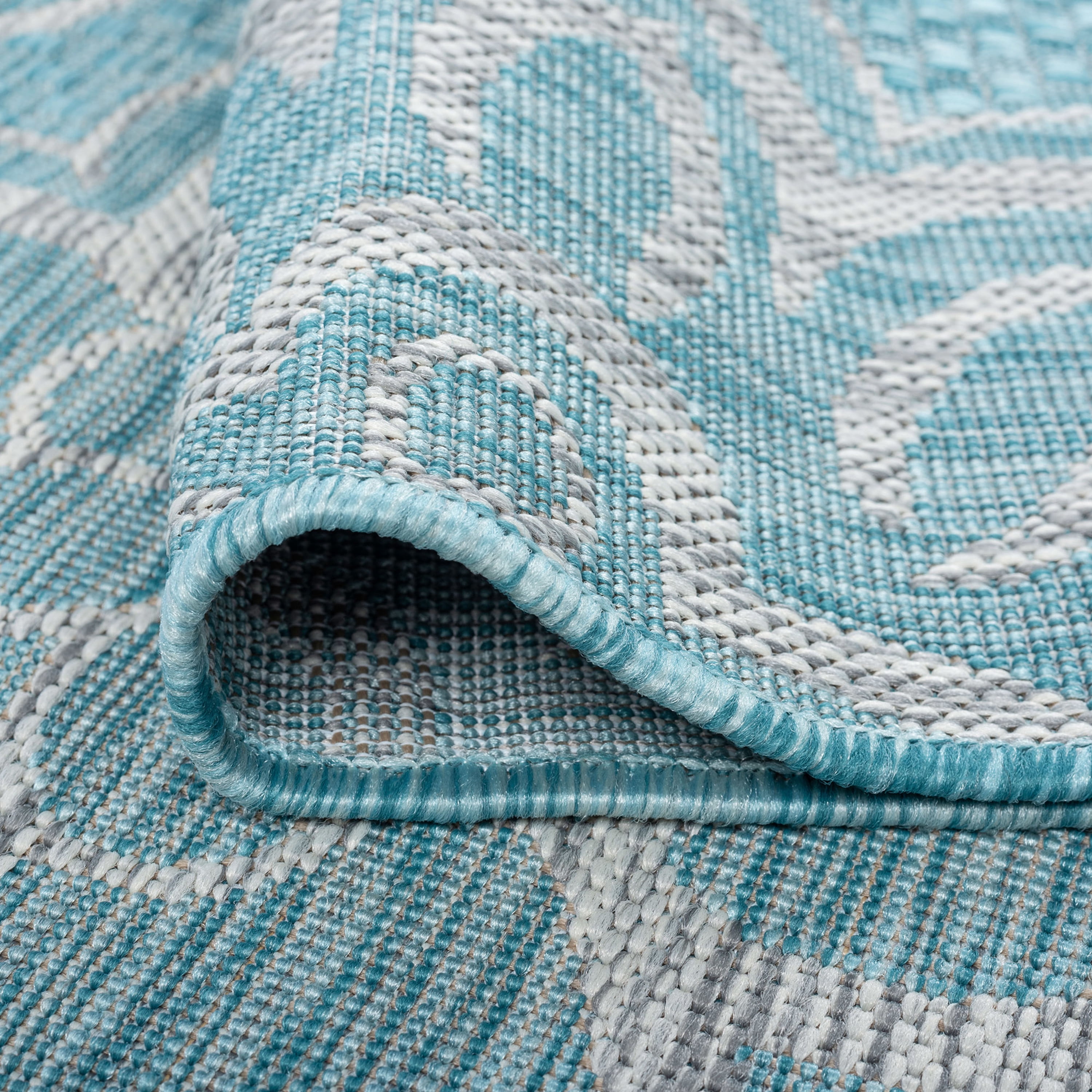 Veranda Transitional 5' x 7' Seafoam and Light Gray Polypropylene Outdoor Area Rug