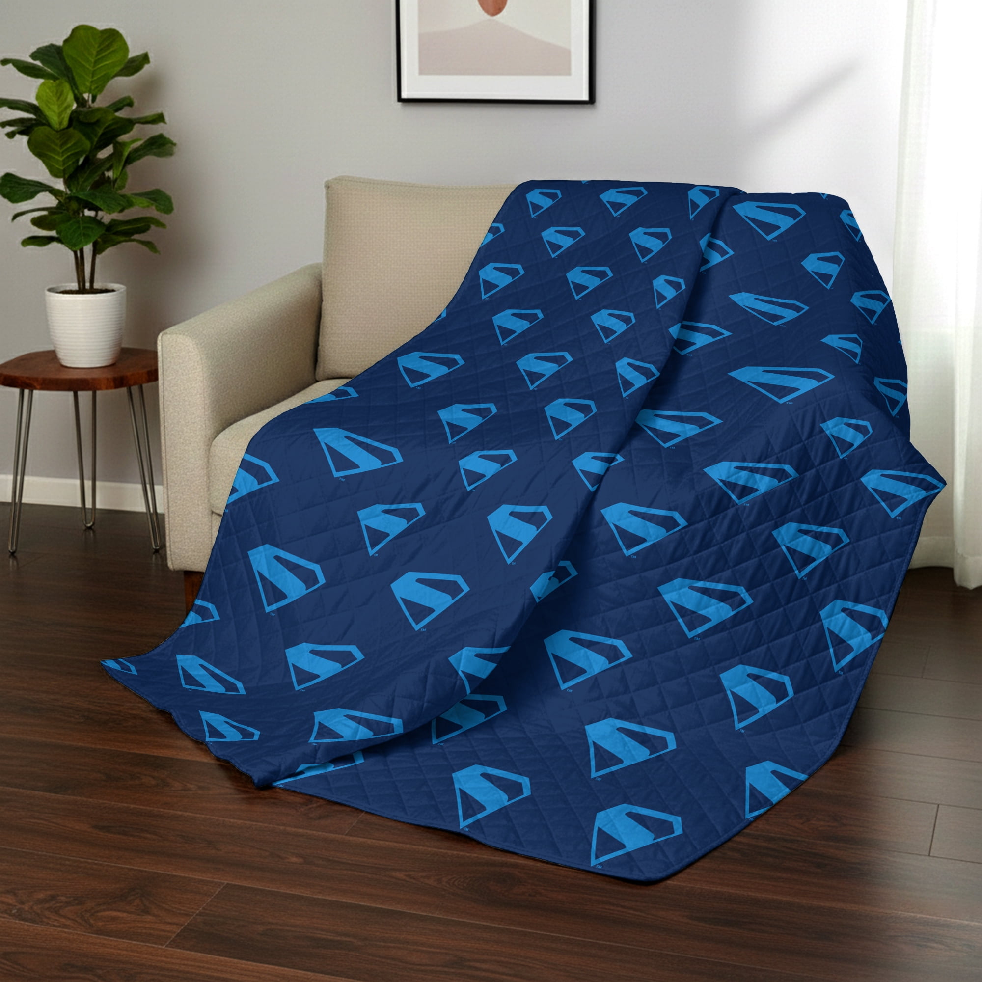 Superman Above Metropolis Quilted Throw Blanket 60x80 inches, Kids Character Bedding