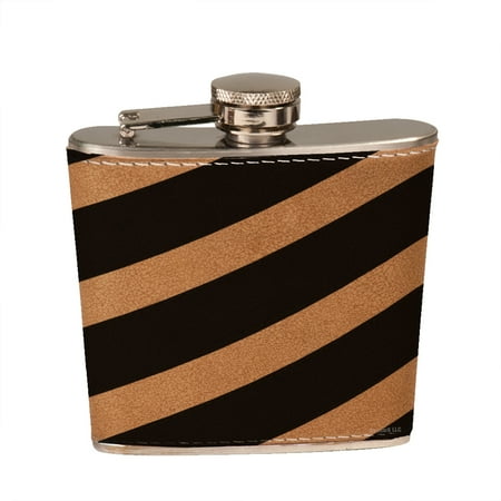 

KuzmarK 6 oz. Leather Pocket Hip Liquor Flask - Black White Stripes