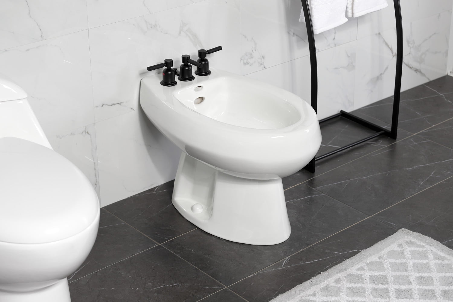 Kingston Brass KB6320DKL Kaiser Three-Handle Bidet Faucet, Matte Black