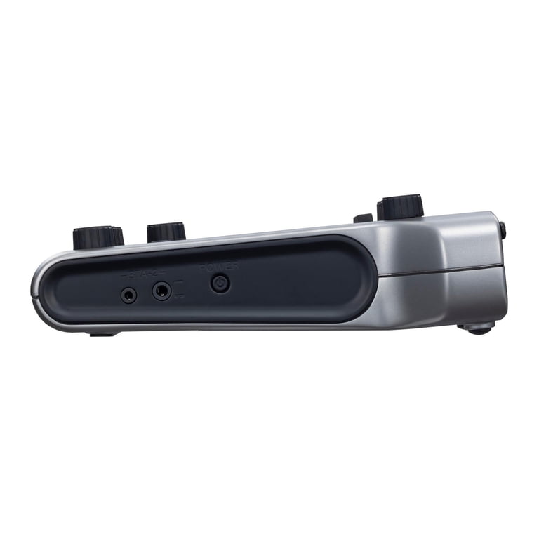 Zoom PodTrak P4 Portable Multitrack Recorder Bundle with ZDM-1