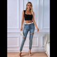 thumbnail image 4 of Top Corto Sin Mangas con Cuello Cuadrado para Mujer, Ideal para Entrenamiento y Fitness, Básico de Verano 2025 Negro L, 4 of 9
