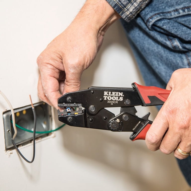 FTZ Electrical Control Cycle Crimp Tool - Ratcheting Crimper For 22-10 Gauge Insulated Terminals
