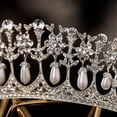 thumbnail image 5 of Corona de boda de perlas plateadas para novia, accesorios de disfraz de diamantes de imitación para fiesta de cumpleaños y graduación, 5 of 5