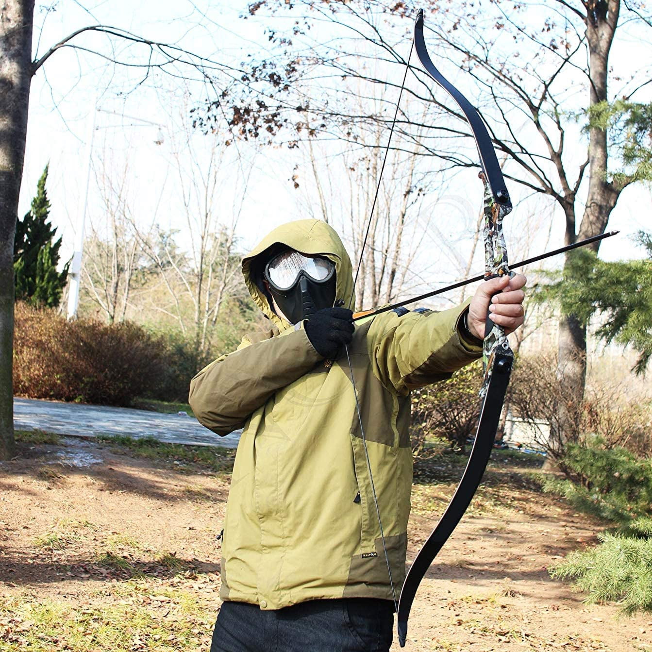 56" Recurve Bow with 30 Max Draw 30 35 40 45 50lb Draw Weight Right Hand Outdoor Hunting Bows Arrows Archery Set